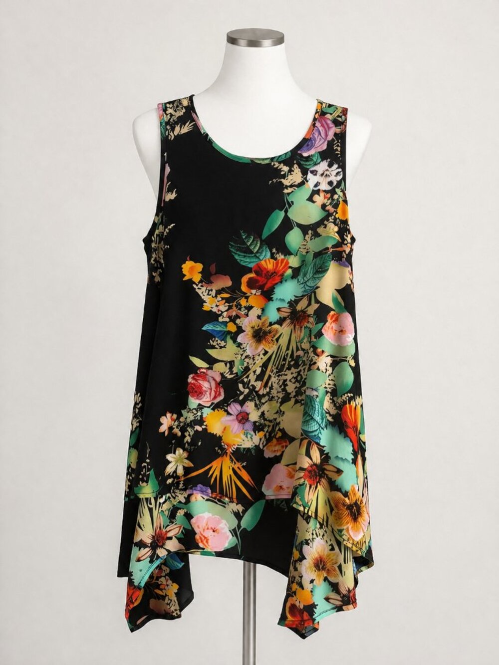 Black Floral Sleeveless Sharkbite Hem Tunic Top